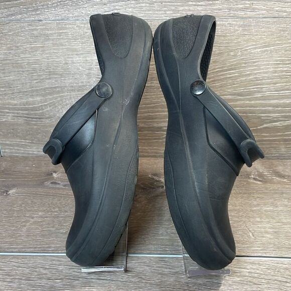 Crocs Mercy Black Rubber Women’s Size 9 Slip On Non Slip Work Clogs - Picture 9 of 11